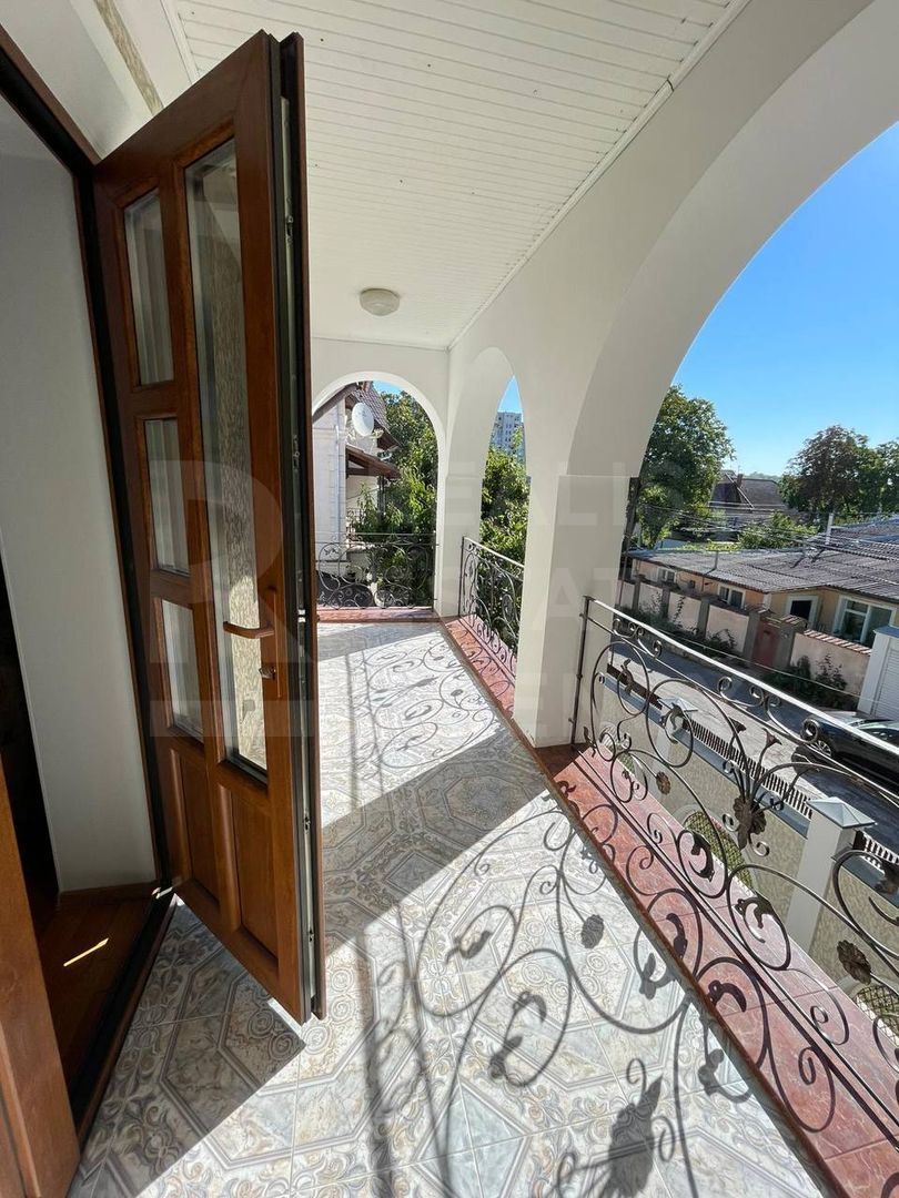 Chirie, casă, 4 camere, strada Ştefan Neaga. - Poză 7