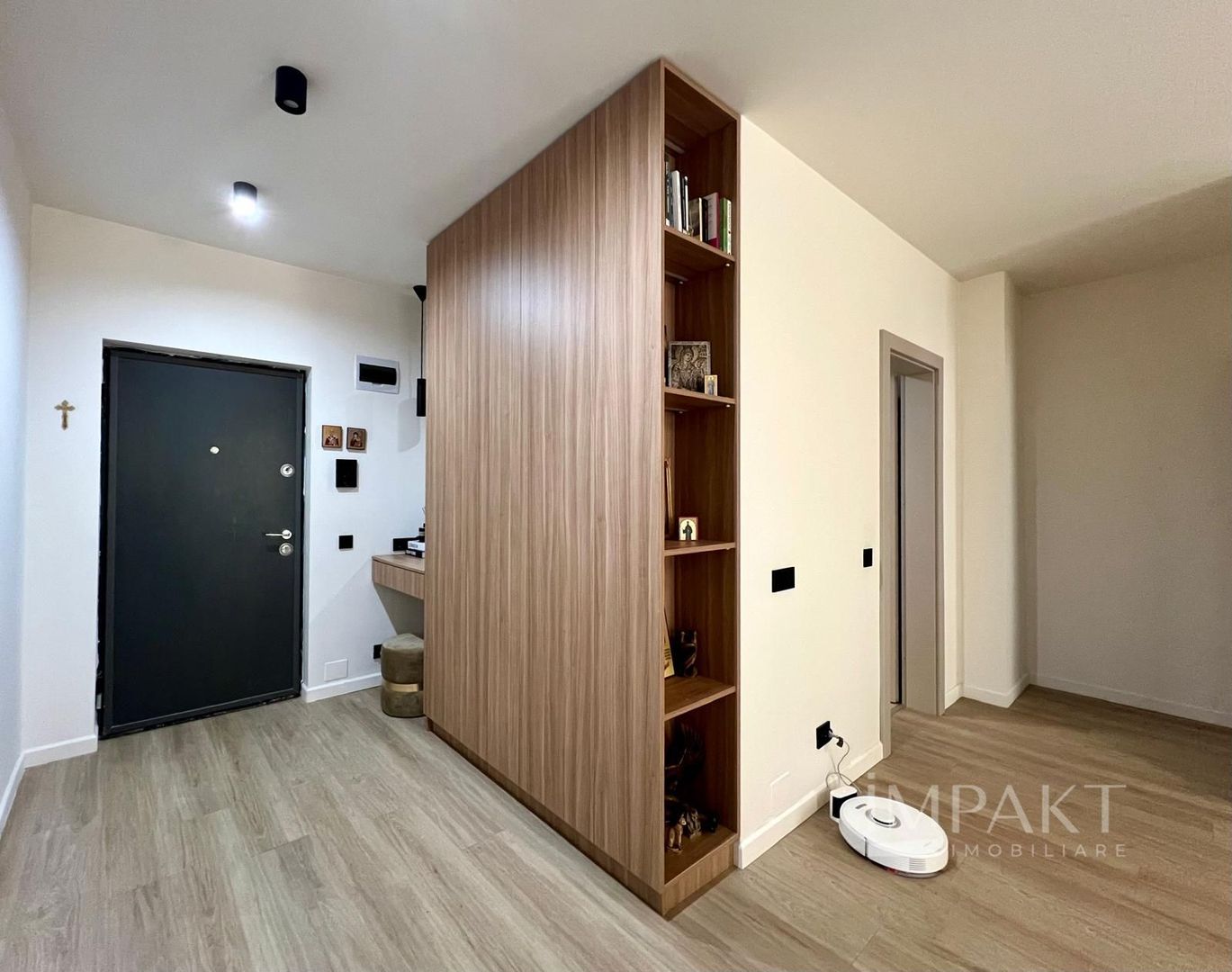 Apartament ultrafinisat cu terasa si view - Poză 9