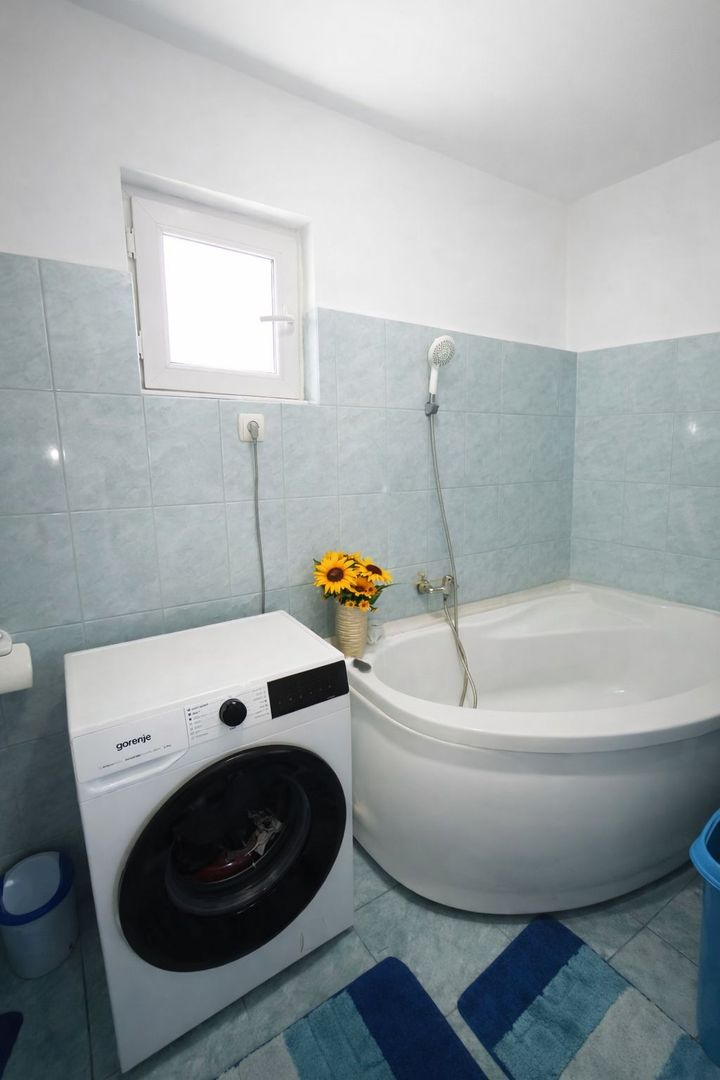 Casă Corunca la stradă E60, teren 600 mp, 3 camere – ideal investie - Poză 4