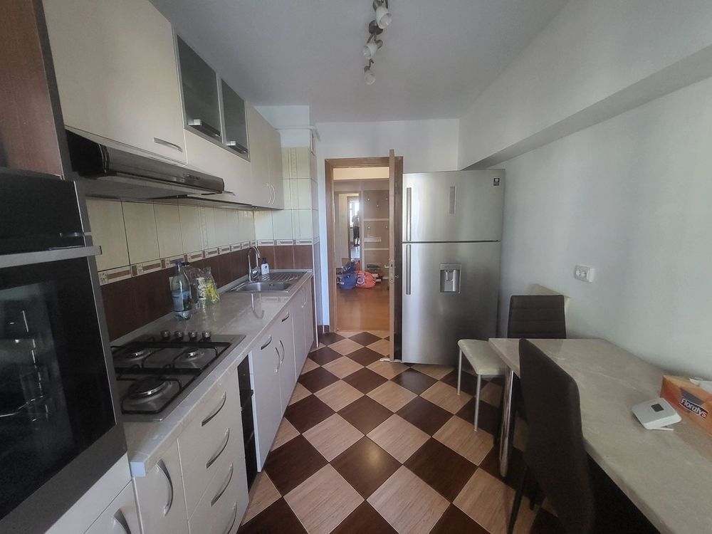 Apartament 3 camere- 1 MAI - Poză 7