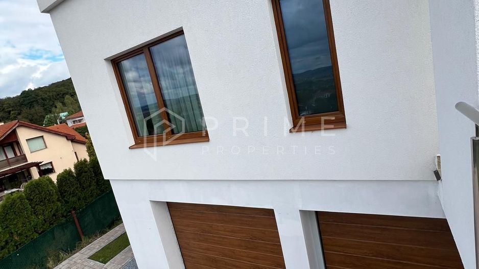 Casă de lux de închiriat | Platoul Cornești, Târgu Mureș - Poză 7