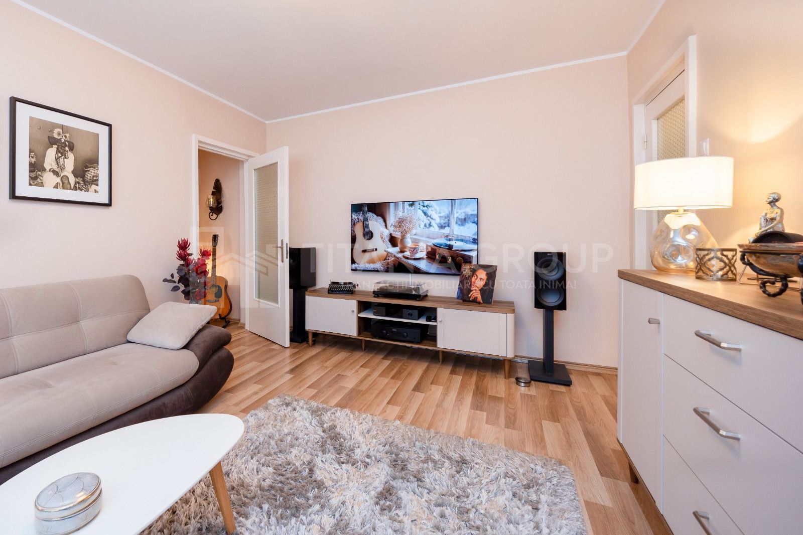 Apartament modern cu 3 camere, etaj 1, comision 0 - Zona Tractorul - Poză 15