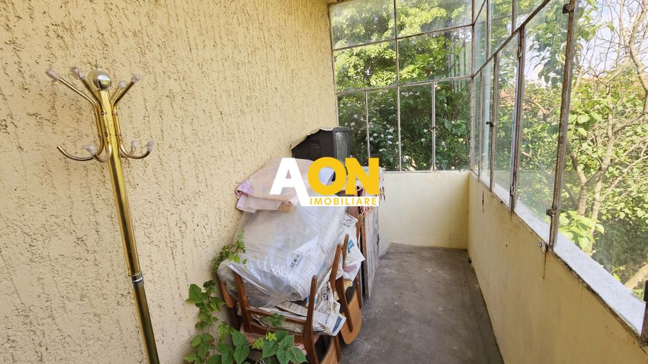 Casa situata in imediata apropiere a Cetatii - Poză 24