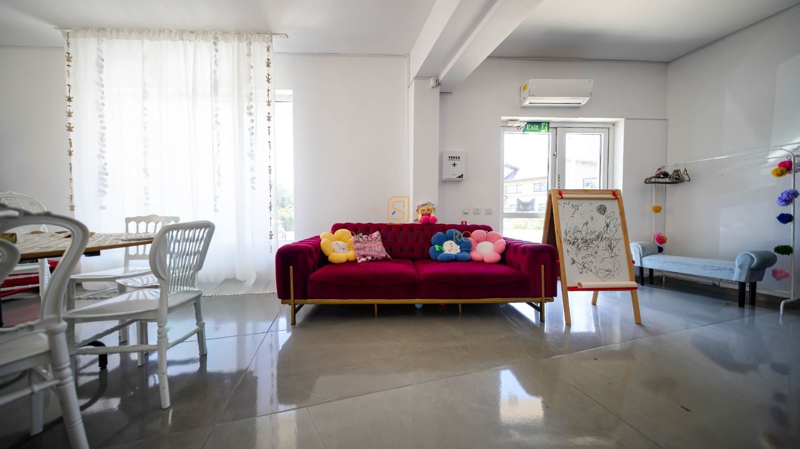 PRELUARE AFACERE - LOC DE JOACA SI PETRECERI PENTRU COPII - Poză 16