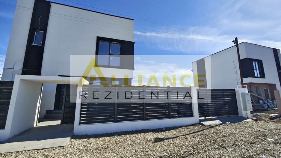 Vila individuala in zona Miorita | 4 camere | Teren 300 mp - Poză 2