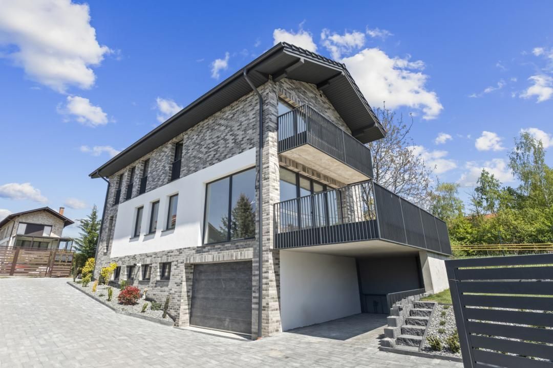 Casa individuala 5 camere | FINISATA | Zona Faget - Poză 1