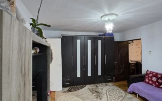 Apartament 2 camere Sagului  etaj 2 cu centrala - Poză 2