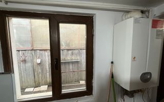 Spațiu de închiriat în Vilă - 2 camere+birou+curte în Campina - Poză 10