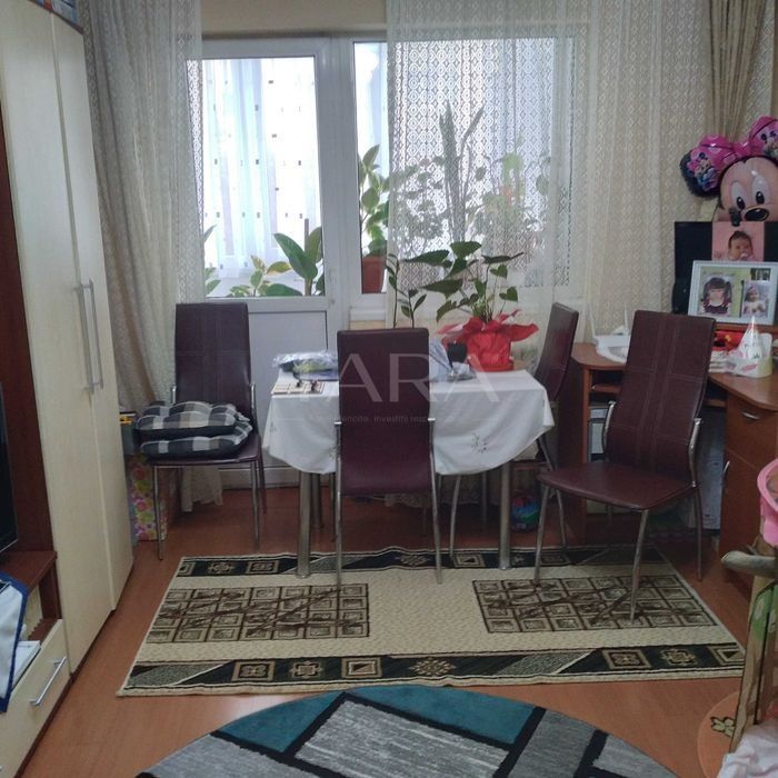 Apartament 2 camere, ideal pentru locuit sau investiție, zona Minerva. - Poză 2