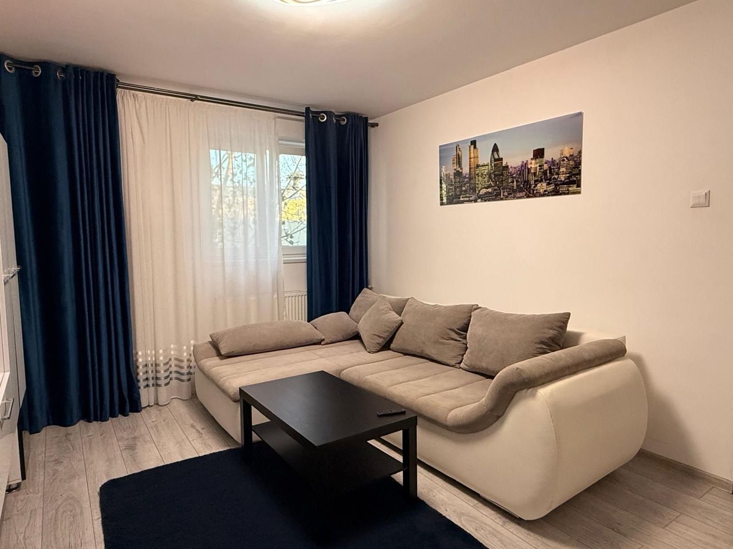 Vanzare Apartament 2 Camere Republica - Poză 2