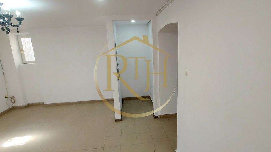 Închiriez spațiu comercial 4 camere–Zona Centrală – 77 mp utili. - Poză 9