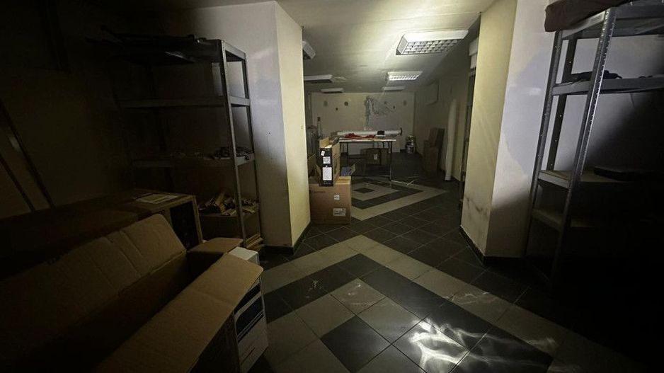 Oportunitate unica!Spatiu comercial parter+demisol, plus apartament la etaj - Poză 10