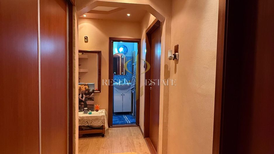 Apartament 3 camere-decomandat - zona Bucovina - Poză 5