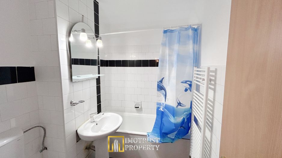 De vanzare apartament 4 camere, Arad - Poză 3