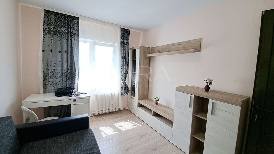 Apartament cu 4 camere decomandat în cartierul Zorilor, Cluj-Napoca - Poză 5