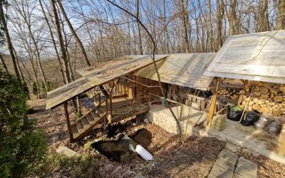 Casa din lemn D+P+M de 400 mp utili si teren 3.000 mp zona Faget - Poză 39