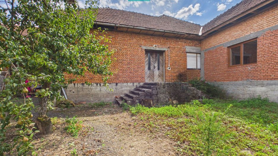 Casă semifinisată, cu 5 camere, în Bonțești Arad - Poză 19