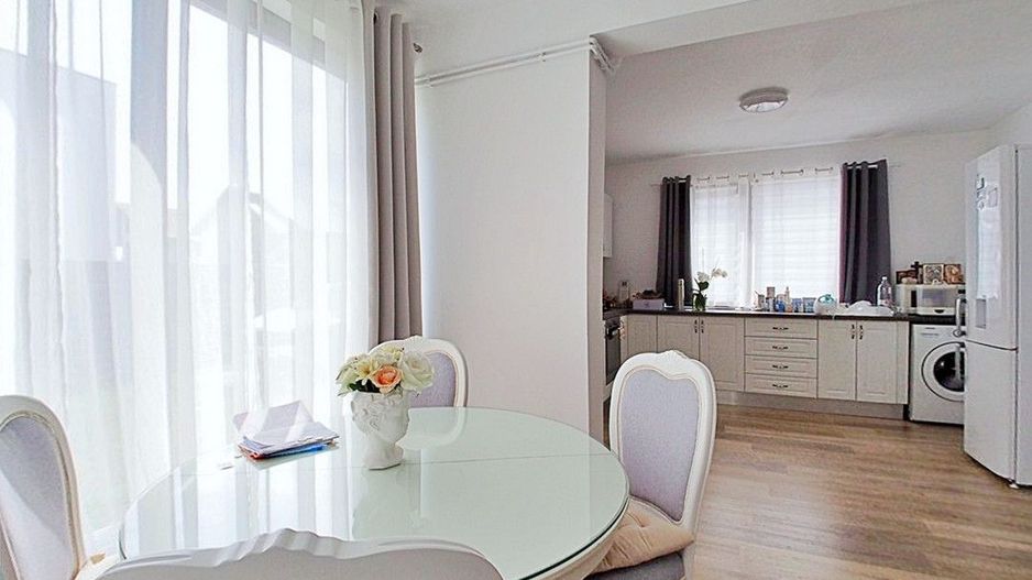 Vanzare vila de Lux, Stefanesti zona Lidl - Poză 15