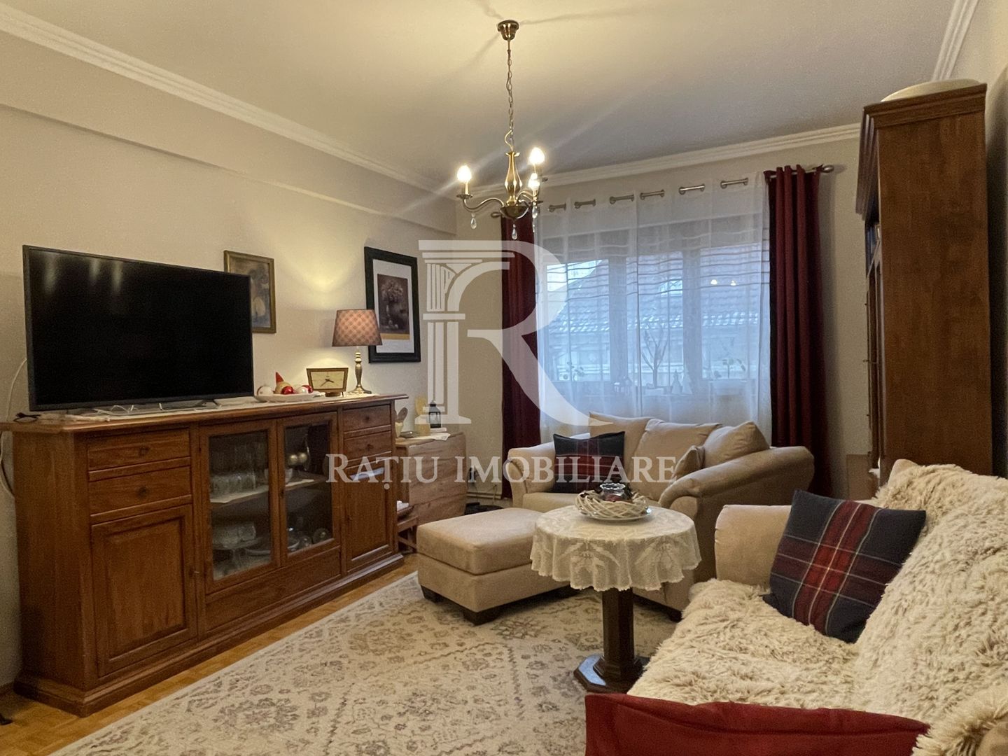 Apartament la casa | 3 Camere | Central | Oradea - Poză 1