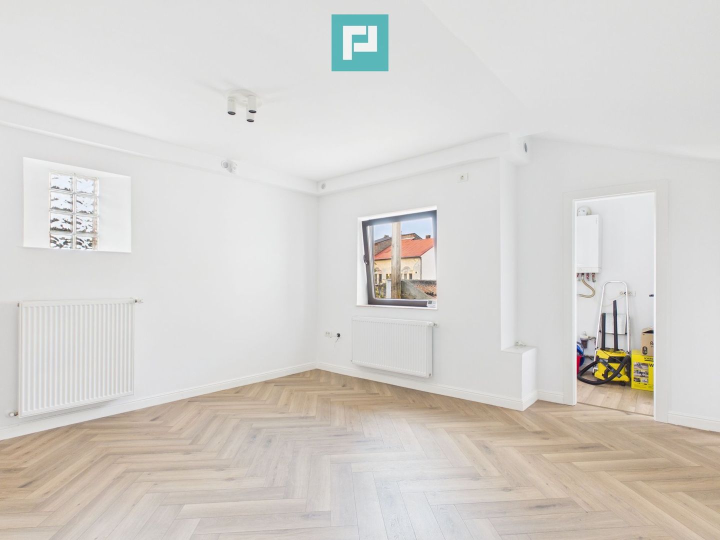 Loft ultracentral ultramodern, la prima închiriere - Poză 25