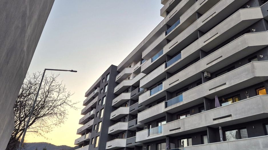 Exclusivitate -Apartament în bloc nou, Intrare Răcădău, cu priveliște spre Tâmpa - Poză 18