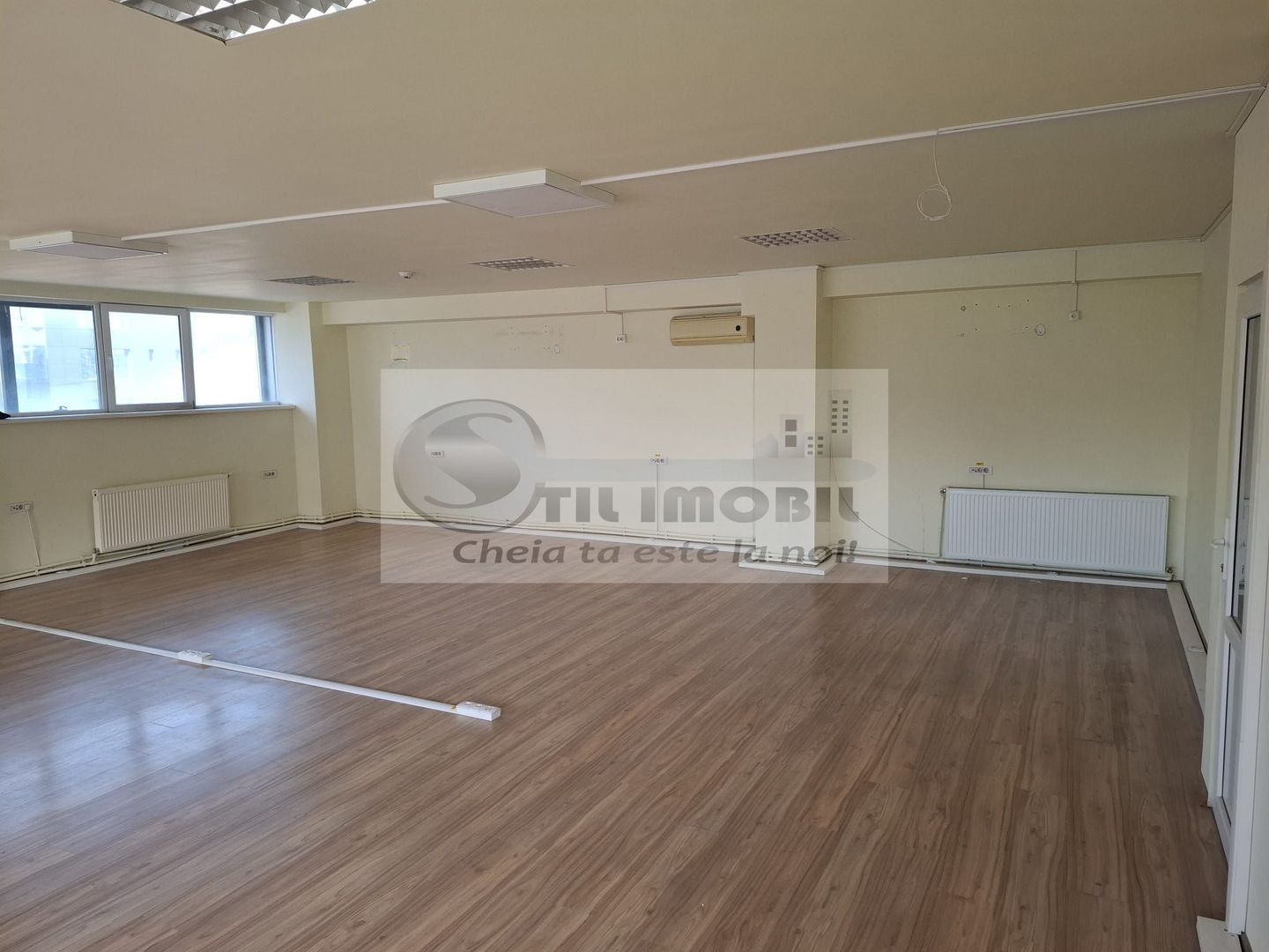 Inchiriez Spatiu de birouri 190 mp Iasi Calea Chisinaului - Poză 1