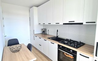 Apartament modern 57 mp utili 2 balcoane loc de parcare zona Lazaret - Poză 4