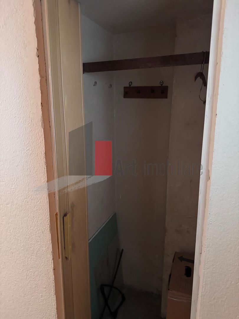 Vânzare apartament 3 camere Piața Progresu - Poză 10