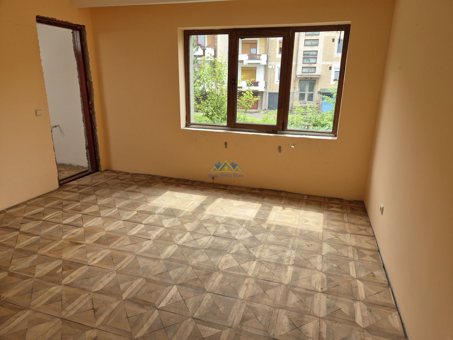 Vand casa 11 camere, P+2, zona OM, pretabil gradinita privata, etc! - Poză 9