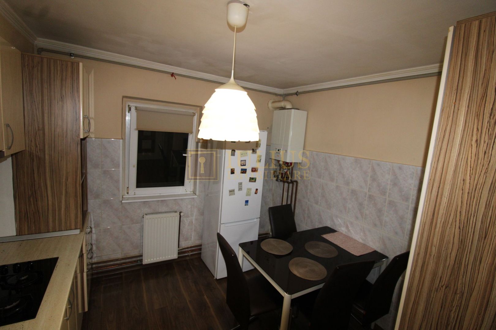 Complex, 3 camere, centrala proprie, aer condiționat. - Poză 12