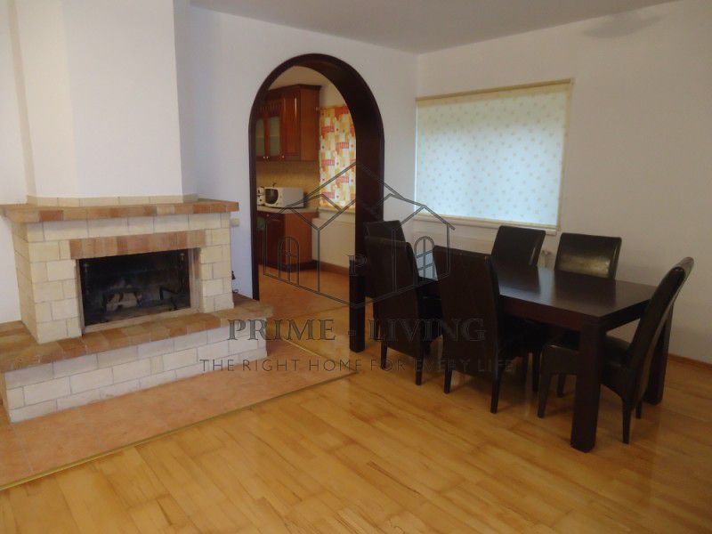 VILA RECENT RENOVATA LA INCHIRIERE - Poză 2