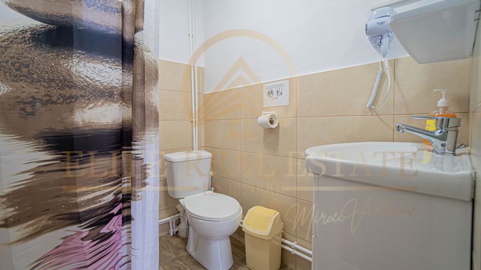 2 vile turistice - 13 camere - afacere la cheie! - Poză 13