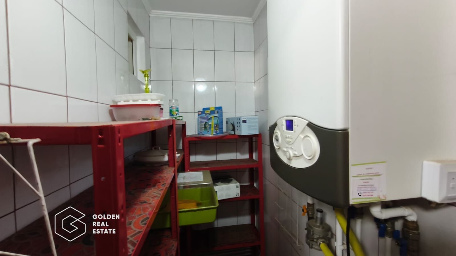 Apartament spatios cu 2 balcoane, centrala proprie, zona Micalaca - Poză 7