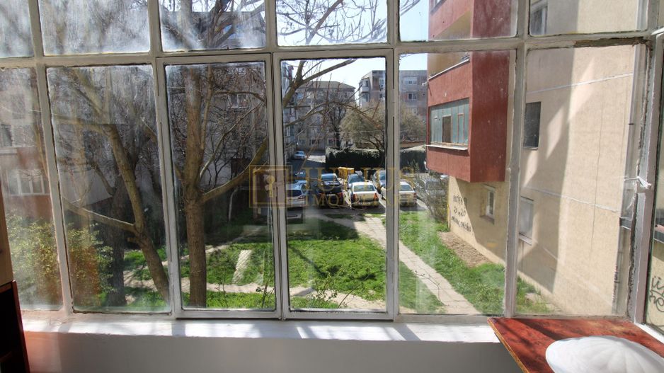 2 camere, vis a vis de Spitalul Judetean, ideal pentru doctori sau studenti - Poză 11