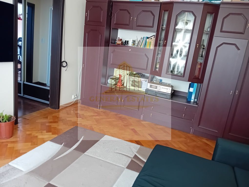 Apartament 2 camere,semidecomandat, mobilat, utilat - Poză 1