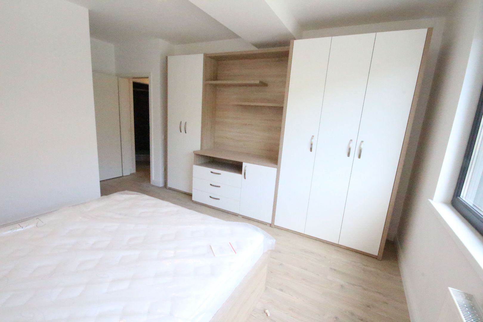 Apartament lux cu 3 camere de vanzare în zona Elisabetin - Poză 6