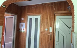 BRASADAS vinde ap 2 cam 52 mp. Etaj 4/4 ULTRACENTRAL. - Poză 4