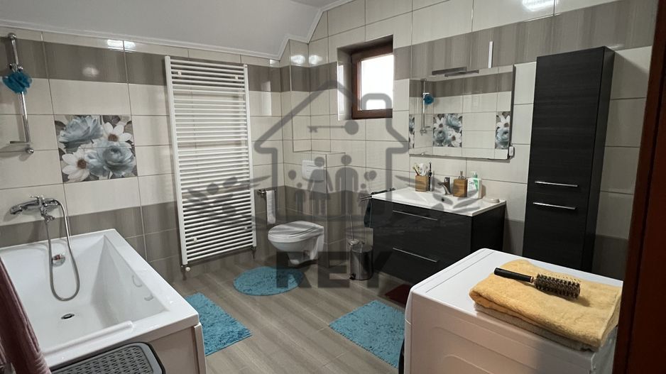 Casa Unifamilială 5 camere de vânzare SIBIU / Loc. Șura Mică - Poză 14