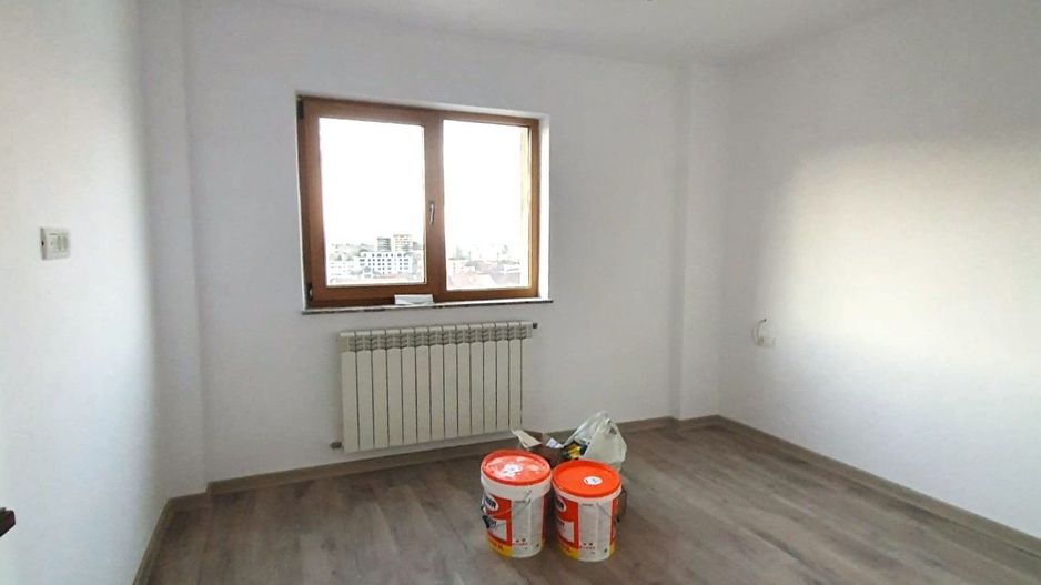 Apartament decomandat cu 3 camere, 66 mp., Calea București - Poză 8