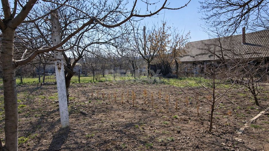 Casă în Grătiesti 8.5 ari  2 case + garaj - Poză 5