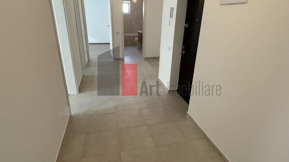Vânzare apartament cu centrală Bd. Metalurgiei - Piața de Gros - Poză 1