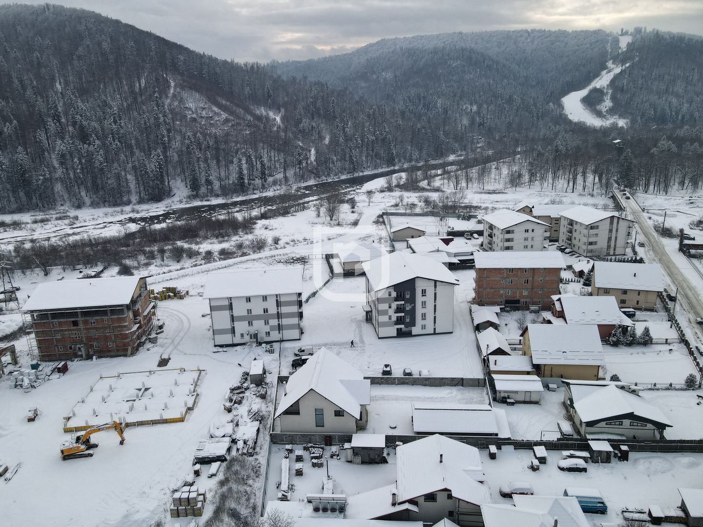 Apartamente noi zona0 Arinis 2 si 3 camere | Gura Humorului | Bucovina - Poză 3