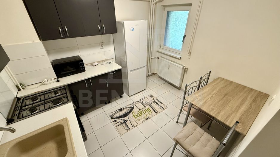 2 camere decomandat - parter - mobilat - utilat - centru - Ramada - Poză 4