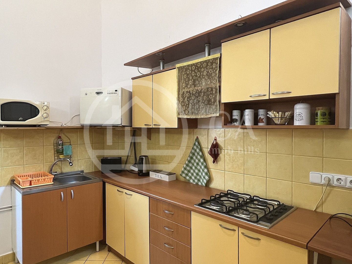 Apartament cu 3 camere de inchiriat in zona ultracentrala Oradea - Poză 12