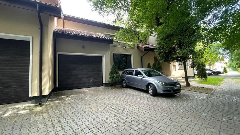 NOU Listata || Vila Iancu Nicolae || Curte -Gated Community - Poză 2