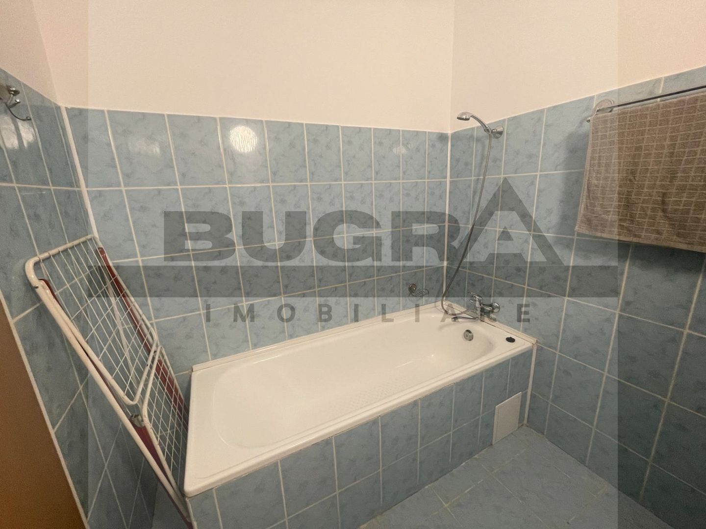 Apartament de 2 camere, 55mp, zona Strazii Plopilor - Poză 9