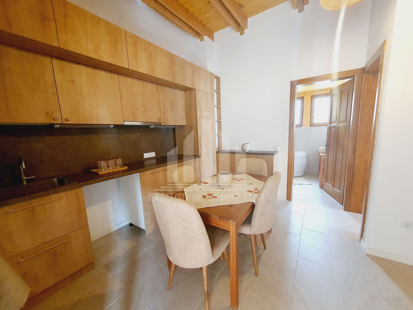 Apartament la vila de inchiriat in Aiud - Poză 1