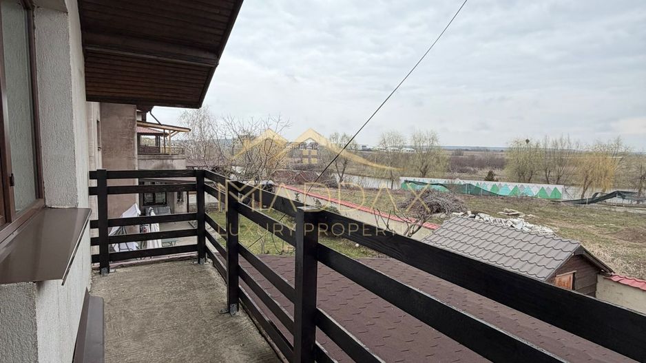 Vila spatioasa cu vedere spre lac Corbeanca - Poză 49