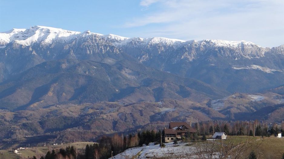 In locatia de basm: - Pestera, Moieciu, Brasov, utilitati, accesibilitate - Poză 8