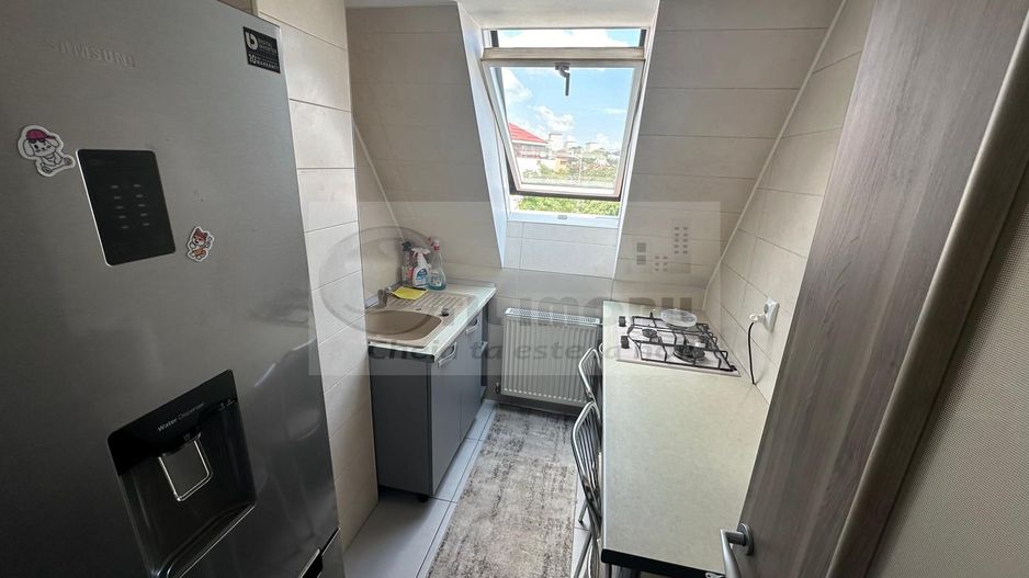 Apartament 2 camere decomandat – Podu de Piatră, Central – 100.000 € - Poză 4